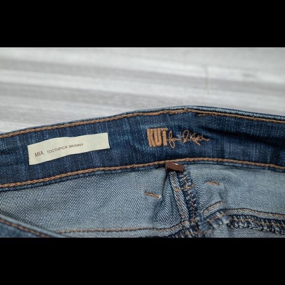 KUT from the Kloth • jeans - Picture 7 of 7